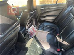 کرایسلەر 300